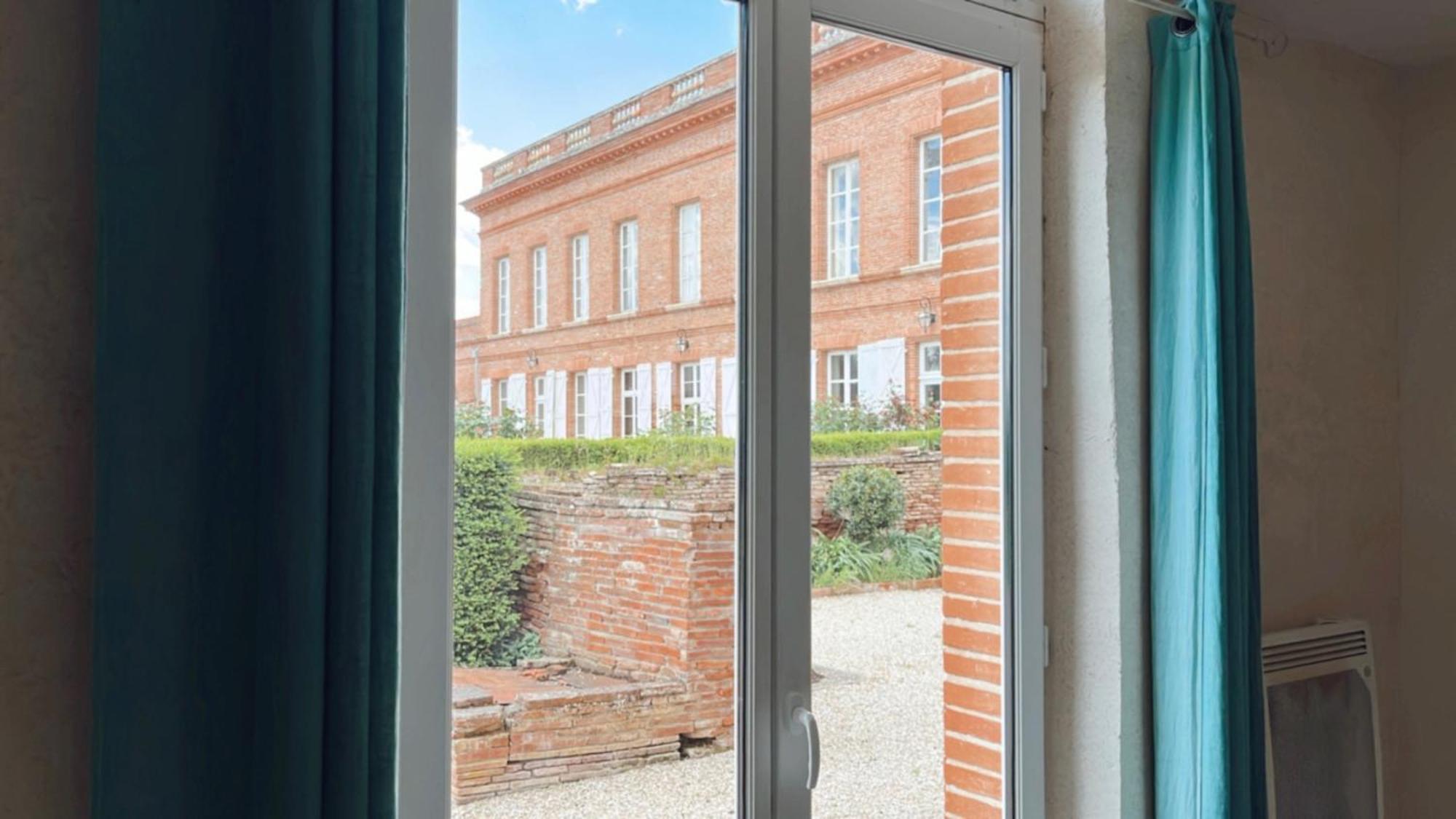 Gite Manzana Au Chateau Lavalade Castelsarrasin Exteriör bild